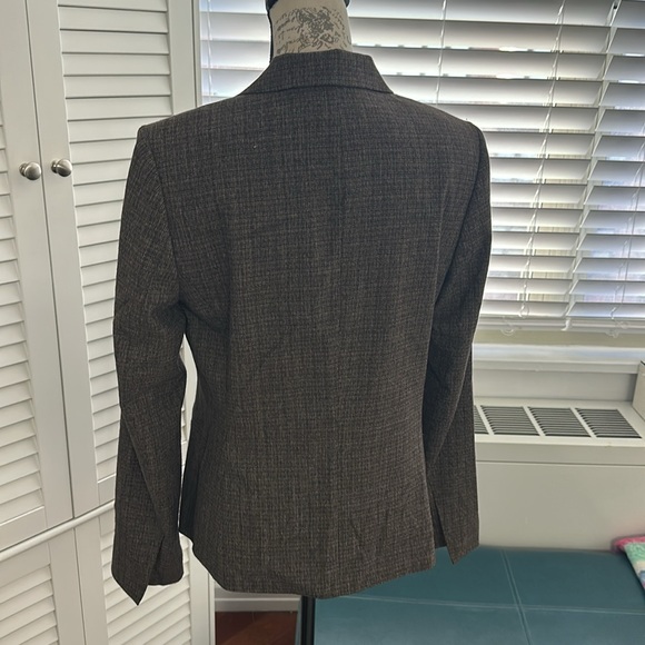 NWOT - Tahari - Classic Blazer - 10 - Picture 2 of 8